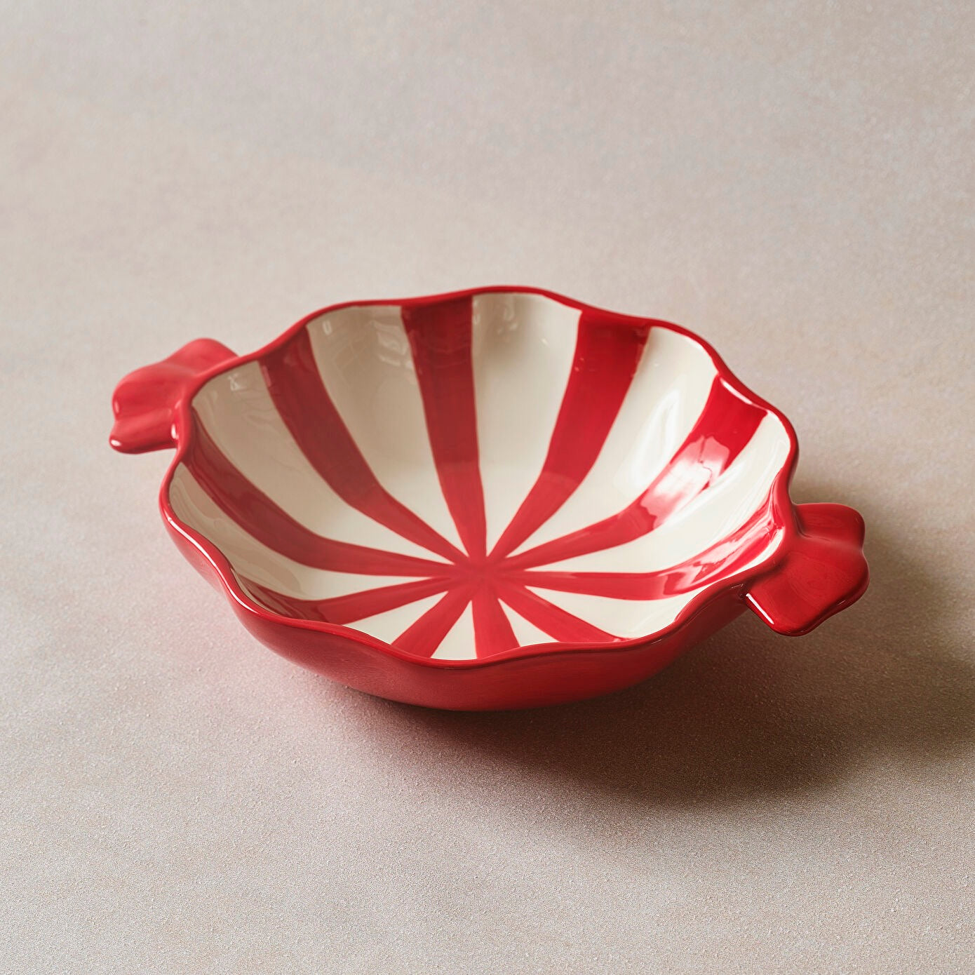 CHRISTMAS CANDY TWIRLY PLATE