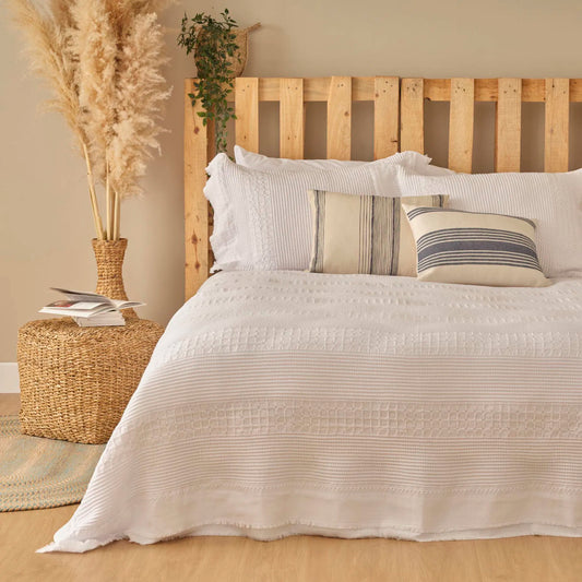 Cheyiz Bed Spread