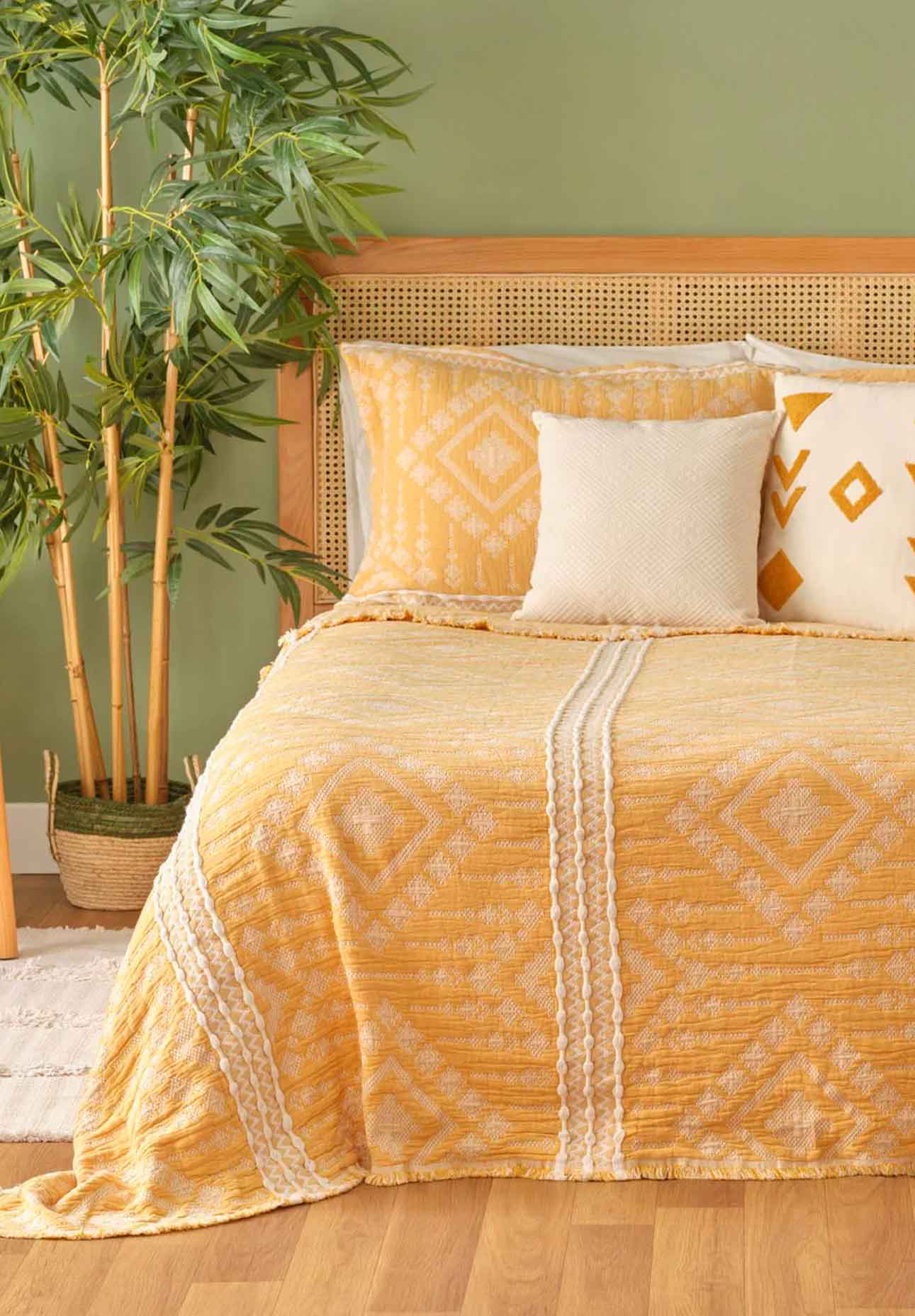 Nakish Bed Spread Yellow